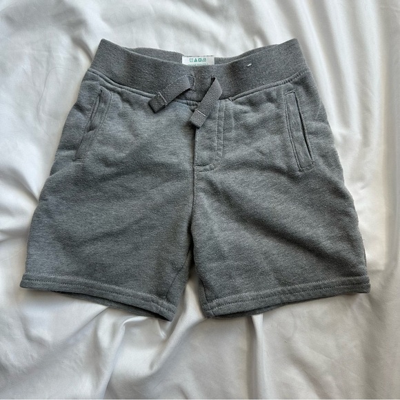 Bundle of 5 shorts Mixed Brands Size 2T - Picture 6 of 6